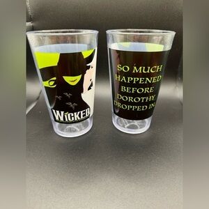Set of 2 Broadway’s Wicked the Musical Souvenir Plastic Cups (no lids) 16 fl oz